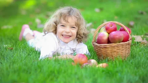 Child in autumn Stock Footage 23116338