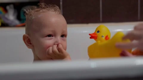 The child is bathing Stock Footage 170323948