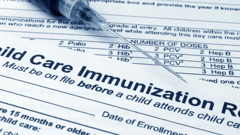 Child care immunization record dolly shot Vídeo Stock 344700271