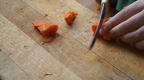 Child cooking 스톡 동영상 22389660