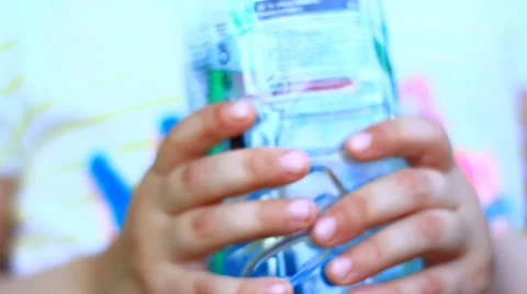 Child doing bubbles Stock Footage 39390766