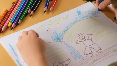 Child drawing painting Stock-Footage 237635183