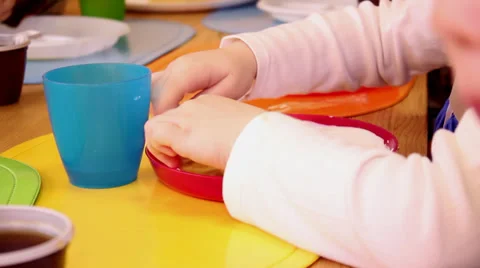 Child eats pancakes 스톡 동영상 36042832