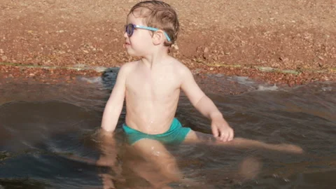 Child with glasses Stock Footage 92430814