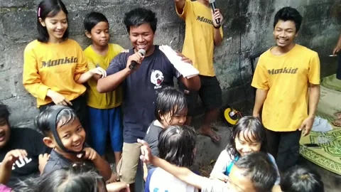 Child happy dancing Video stock 169941592