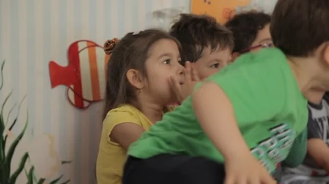 Child in Kindergarten Vidéo 43076430