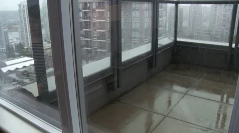 Child looking at rain Video stock 8690599