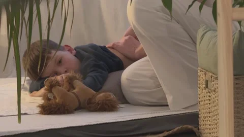 Child Osteopathy Sleeping 스톡 동영상 336320242
