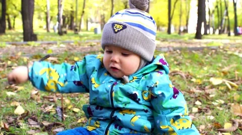 A child in the Park Vidéo 58956527