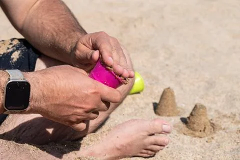 Child playing on a beach, good activity and sport for health and mental healt Fotos de archivo