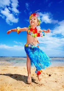 Child  playing on  beach. Foto stock