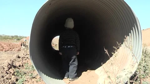 Child plays on a construction site Video stock 953693