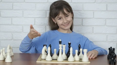 A child plays an intellectual game. Video stock 104829590