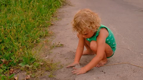 Child plays with sand. selective focus. Stock Footage 271229202