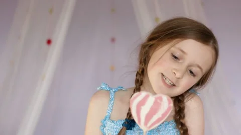 Child popstar Stock-Footage 22666234