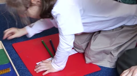 Child in primary school 動画素材 47140245