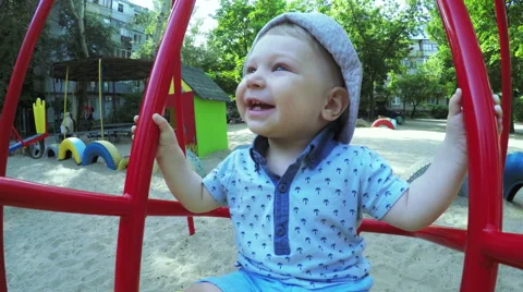 Child on swing 스톡 동영상 55190460