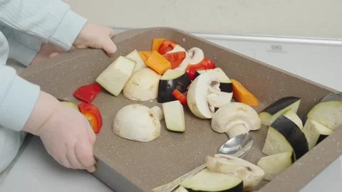 Child with vegetables Stock Footage 272676308