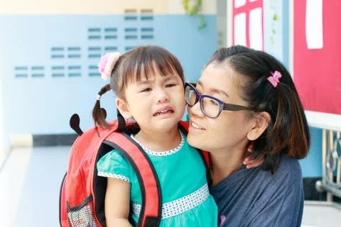 Children and mother crying first day go to pre-kindergarten school Stock-Fotos