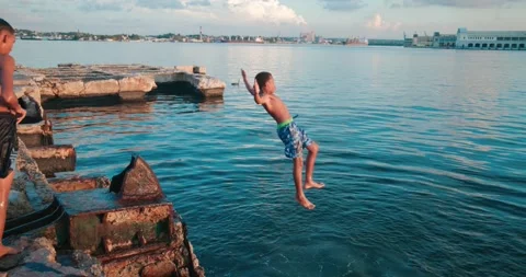 CHILDREN BATHING AT THE SEA  (5) Video stock 224622450