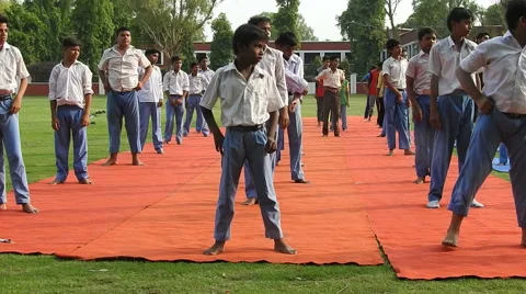 Children doing yoga in Yoga Classes 스톡 동영상 64615367