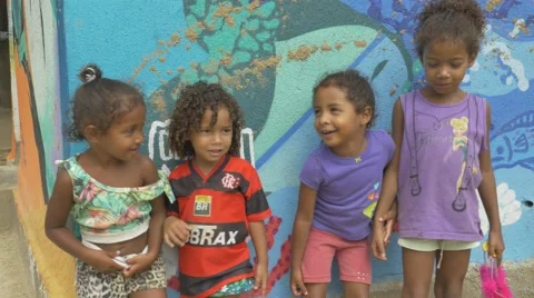 Children in favela Video stock 57202325