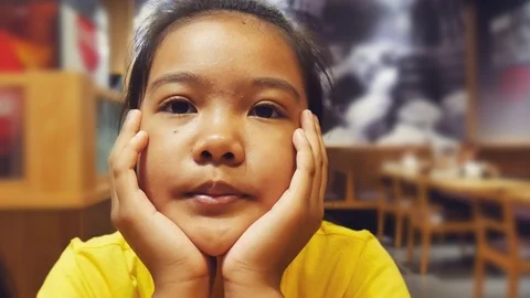Children fill skeptical Stock Footage 86718390