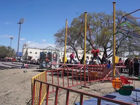 Children have fun Vídeo Stock 75796022