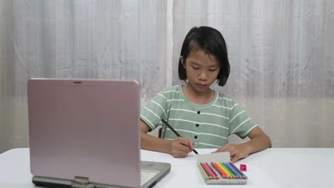 Children learning and working online in room of house 스톡 동영상 201431726