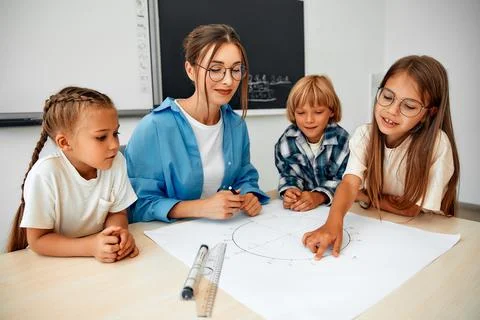 Children learning in a school classroom Foto stock