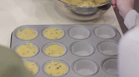 Children making chocolate cakes 스톡 동영상 58030989