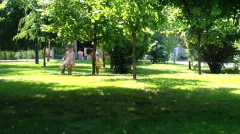 Children in the Park 스톡 동영상 25041783