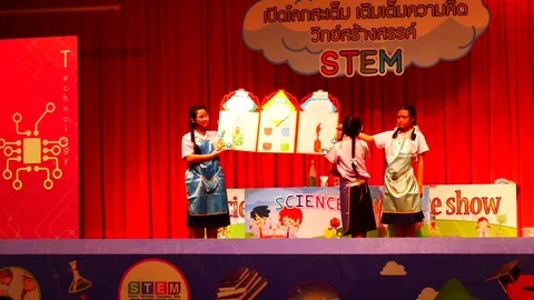 Children of Pieamsuwan school Study science in Science center. Stock Footage 79848917