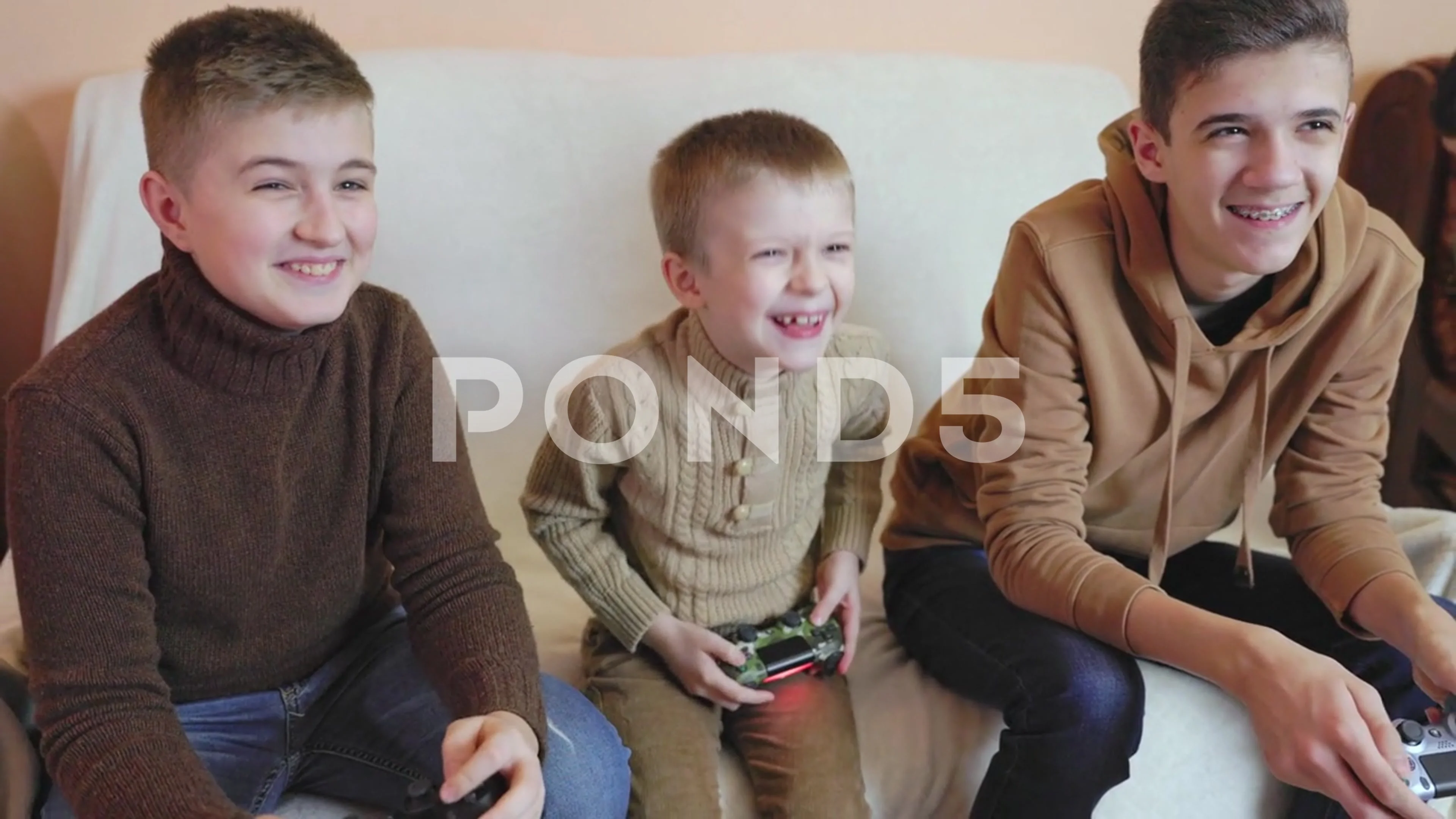 children playing video games