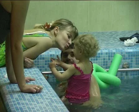 Children in pool 스톡 동영상 10793864