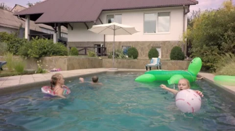 Children in the pool. Video stock 66007592