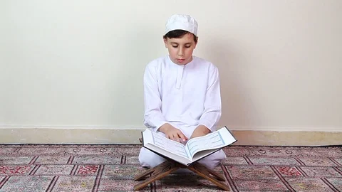 Children in Ramadan Stock Footage 107435580