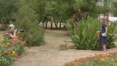Children return to school. beginning of new school year after summer holidays Stock Footage 93164762