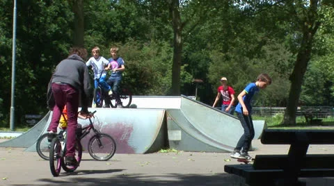 Children skating Stock Footage 25134102