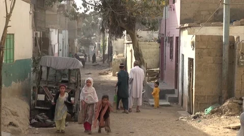 Children in the streets of Karachi Video stock 45330682