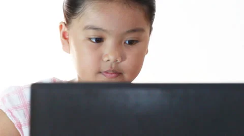 Children use computer Stock Footage 38428199