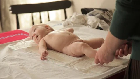 Children's massage at home 動画素材 70679978