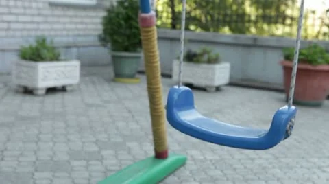 Children's swing Vídeo Stock 12280281