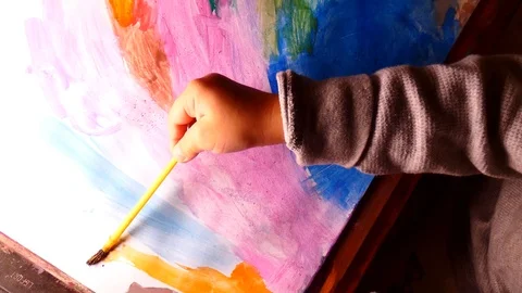 Child{s hand using colors 스톡 동영상 118352687