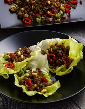 Chilli beef lettuce wraps Stock Photos