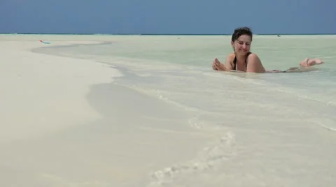 Chillout at the beach Stockbeeldmateriaal 57199719