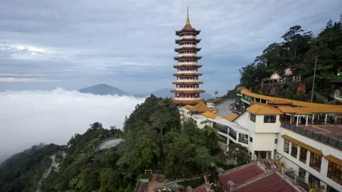 Chin Swee Temple time lapse footage (zooming out) Stock Footage 145474076