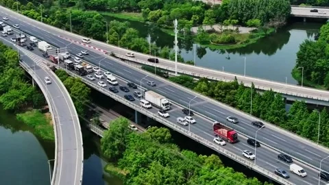 China: Auto output, sales maintain robust growth momentum in November Stock Footage 323363782