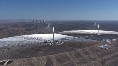 China: China builds world's largest renewable energy system during 14th F... Video stock 320608694