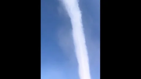 China: Dust devil sends slender column of sand into sky at Black Dushan i... 스톡 동영상 344924559